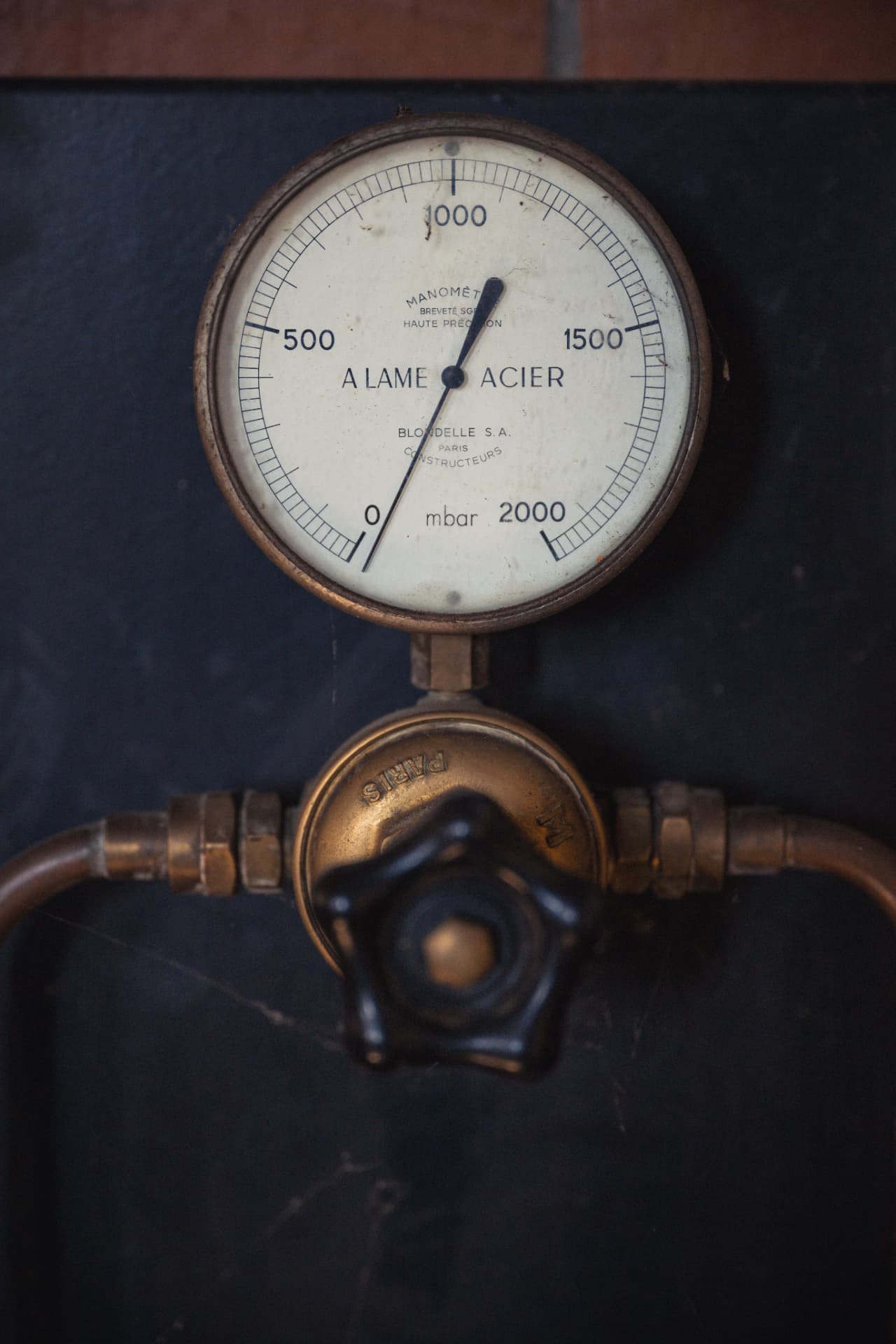 An old manometer at the still.